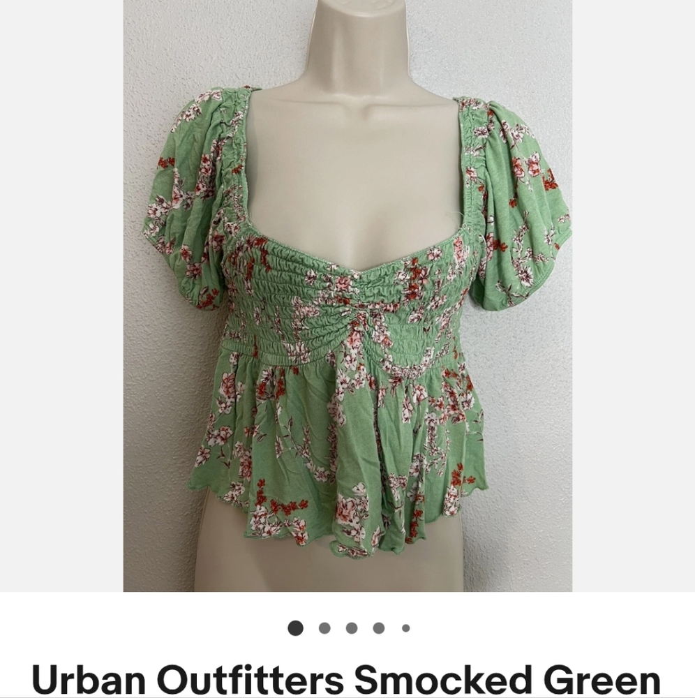 URBAN OUTFITTERS Smocked Floral Crop Top - Small